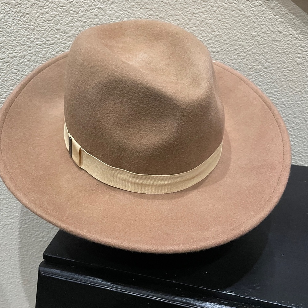 BCBGeneration 100% Wool Hat Camel New